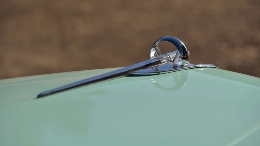 1954 Buick Roadmaster - Image 18 of 31