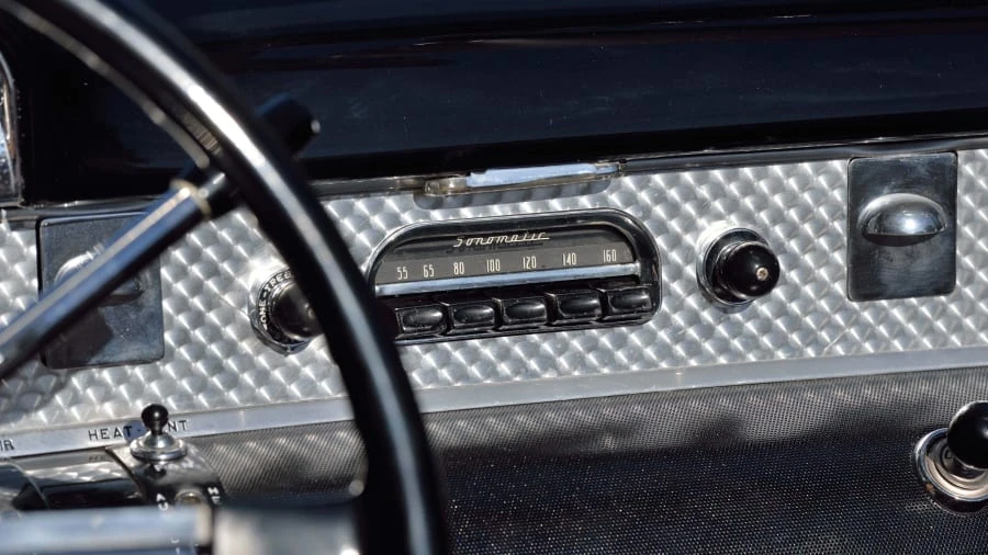 1954 Buick Roadmaster - Image 30 of 31