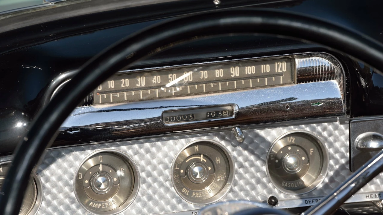1954 Buick Roadmaster - Image 29 of 31