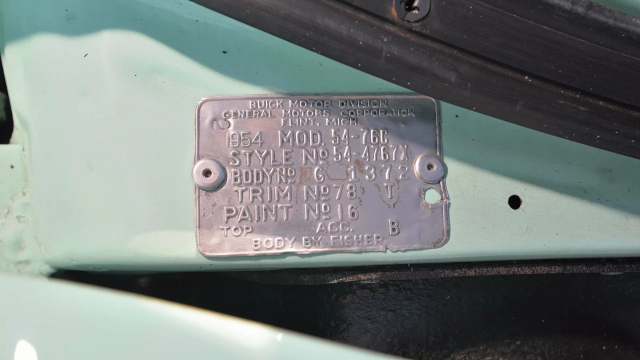 1954 Buick Roadmaster - Image 30 of 31