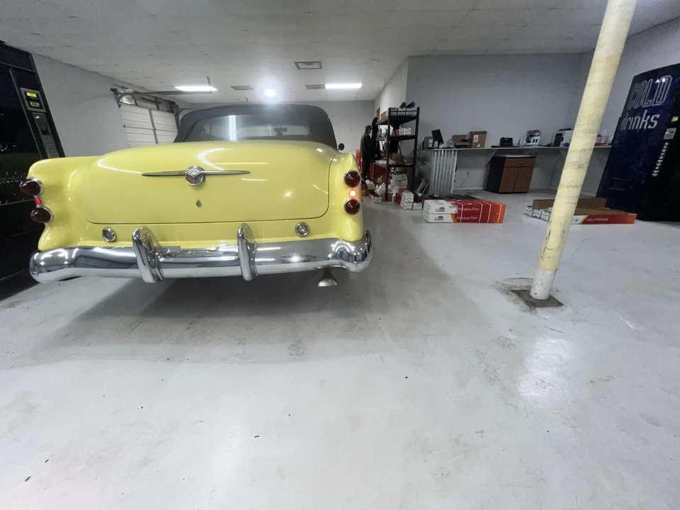 1954 Buick Roadmaster - Image 21 of 31