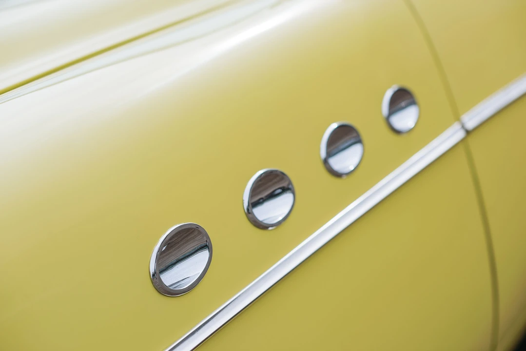 1954 Buick Roadmaster - Image 13 of 31