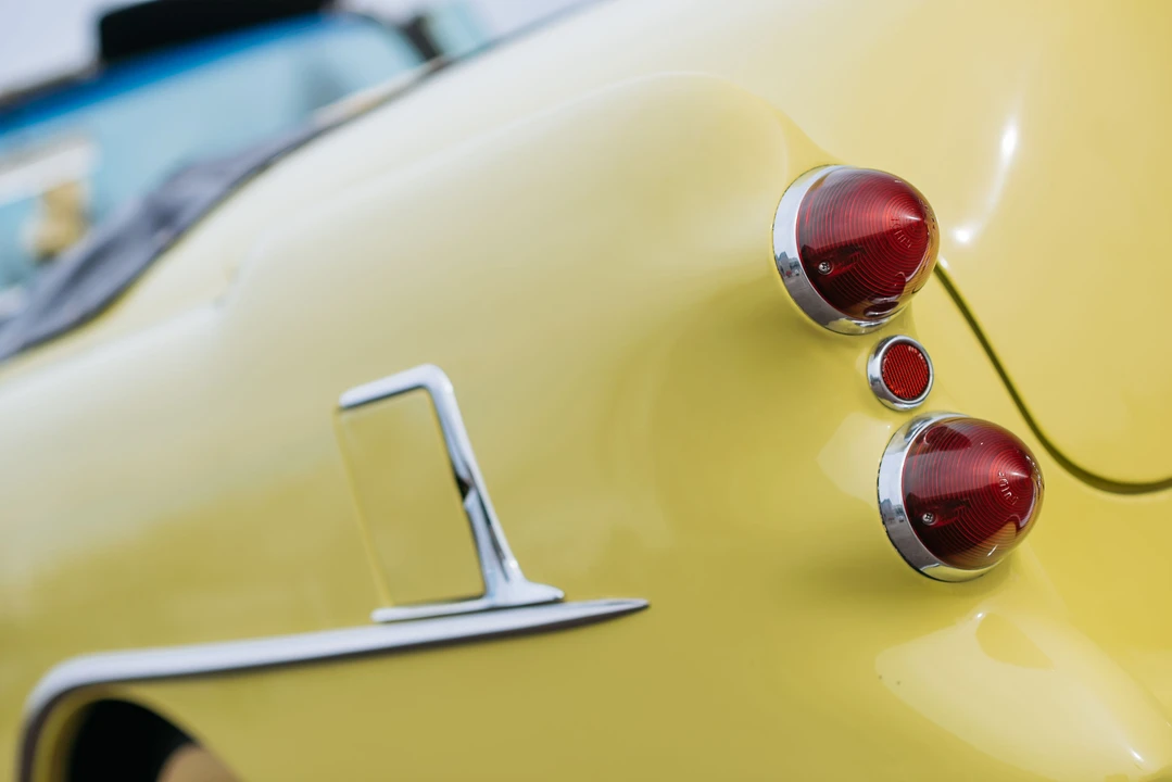 1954 Buick Roadmaster - Image 9 of 31