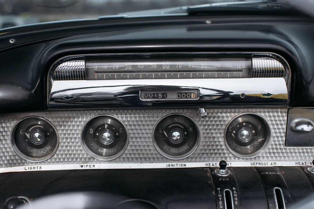 1954 Buick Roadmaster - Image 28 of 31