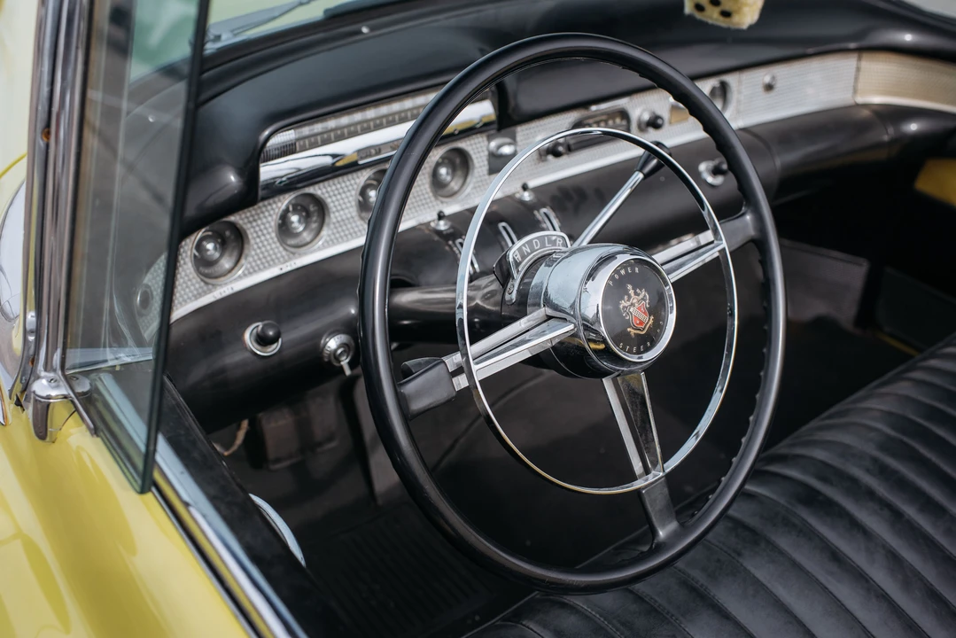 1954 Buick Roadmaster - Image 21 of 31