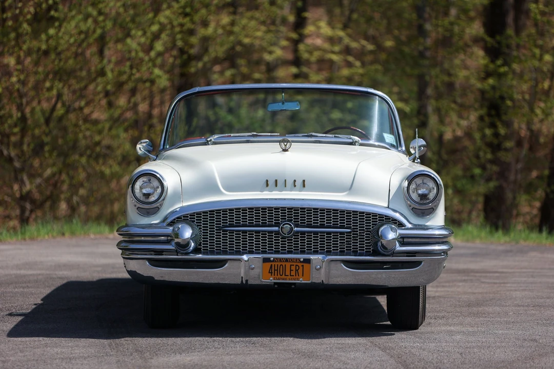 1954 Buick Roadmaster - Image 8 of 31