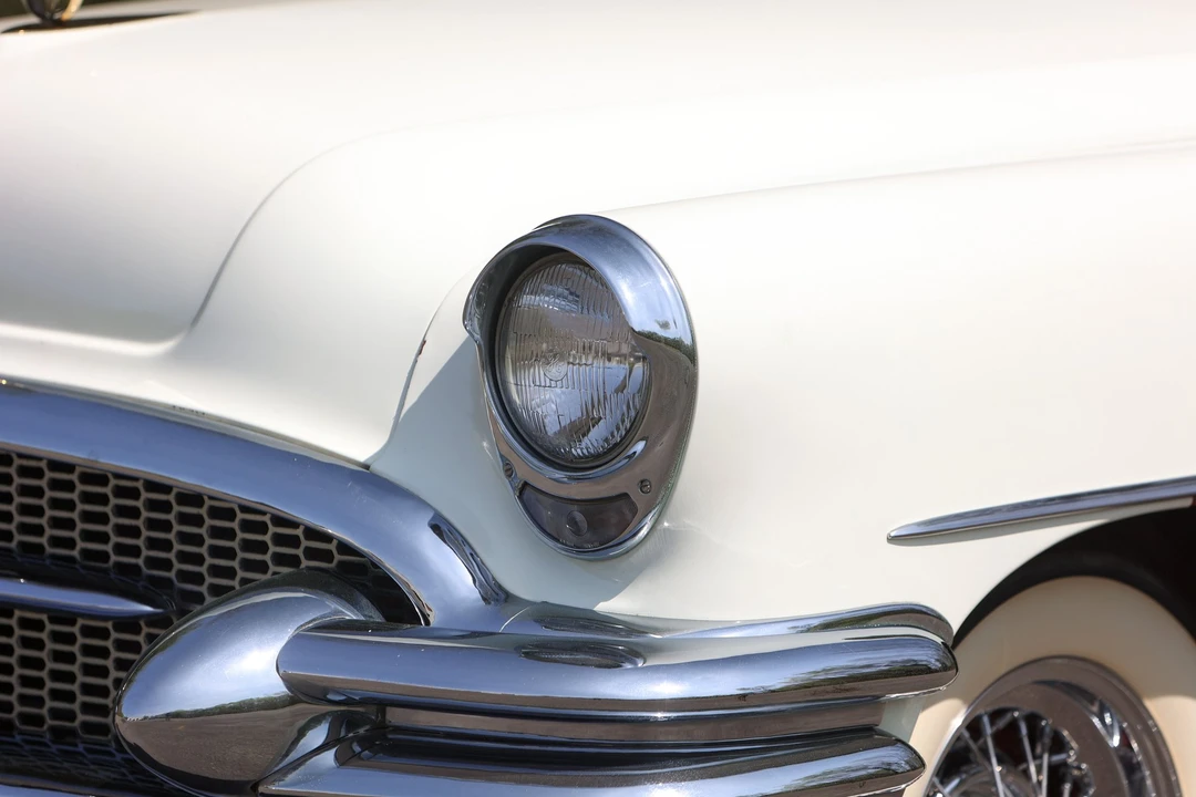 1954 Buick Roadmaster - Image 26 of 31