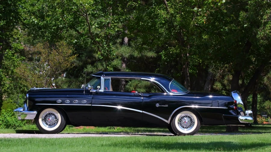 1954 Buick Roadmaster - Image 8 of 12