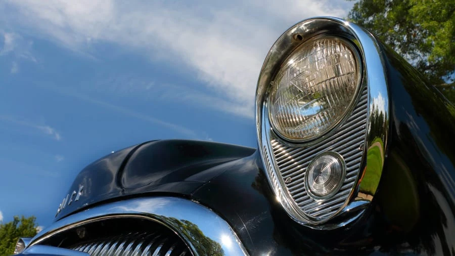 1954 Buick Roadmaster - Image 9 of 12