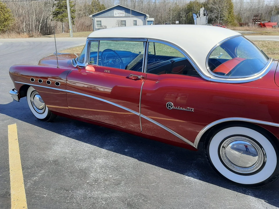 1954 Buick Roadmaster - Image 16 of 31