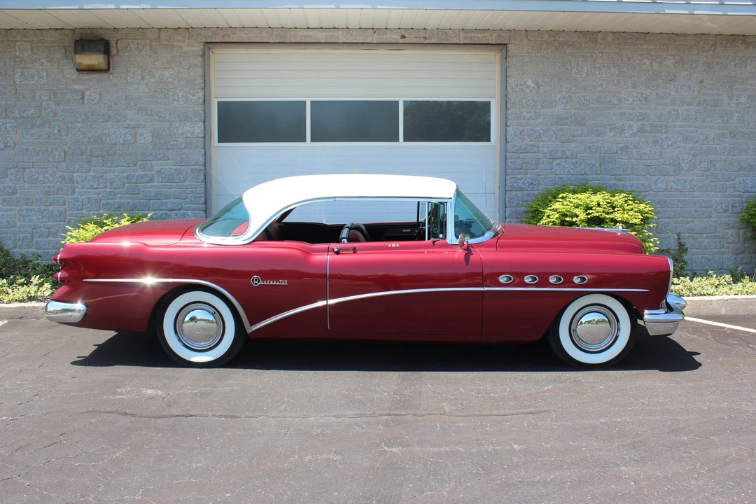 1954 Buick Roadmaster - Image 8 of 31