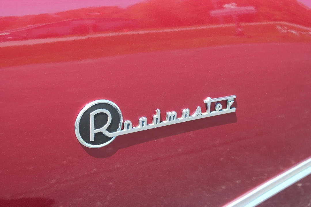 1954 Buick Roadmaster - Image 25 of 31