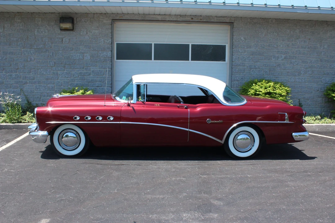 1954 Buick Roadmaster - Image 4 of 31