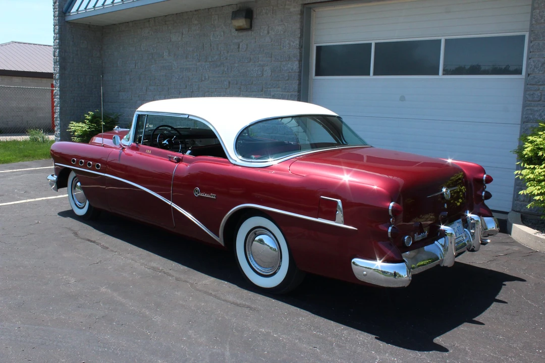 1954 Buick Roadmaster - Image 5 of 31