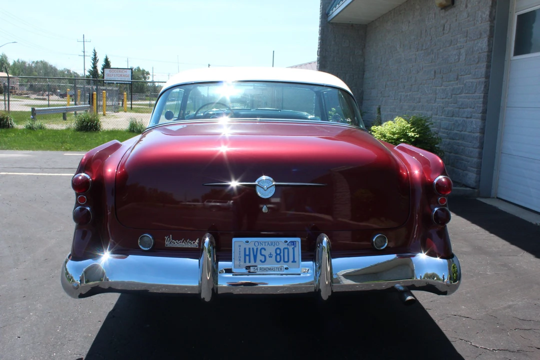 1954 Buick Roadmaster - Image 6 of 31