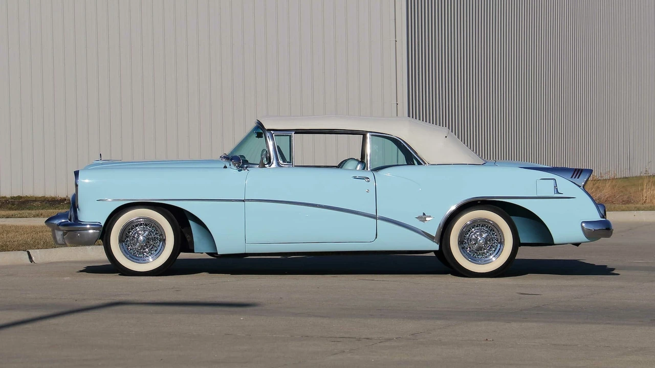 1954 Buick Skylark 1st-2nd Gen - Image 2 of 22