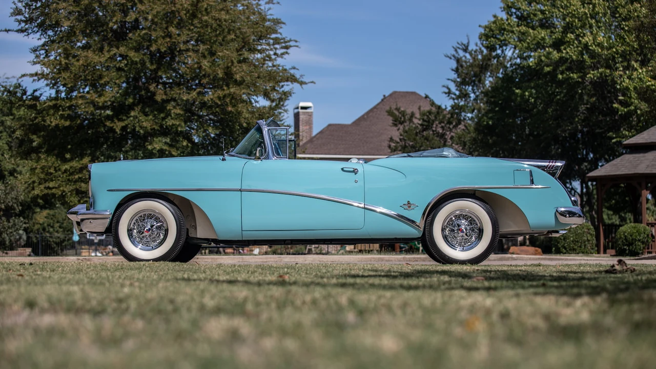 1954 Buick Skylark 1st-2nd Gen - Image 2 of 31