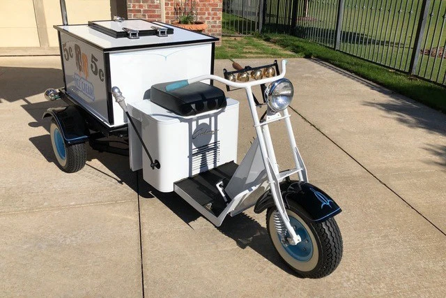 1954 Cushman - Image 6 of 8