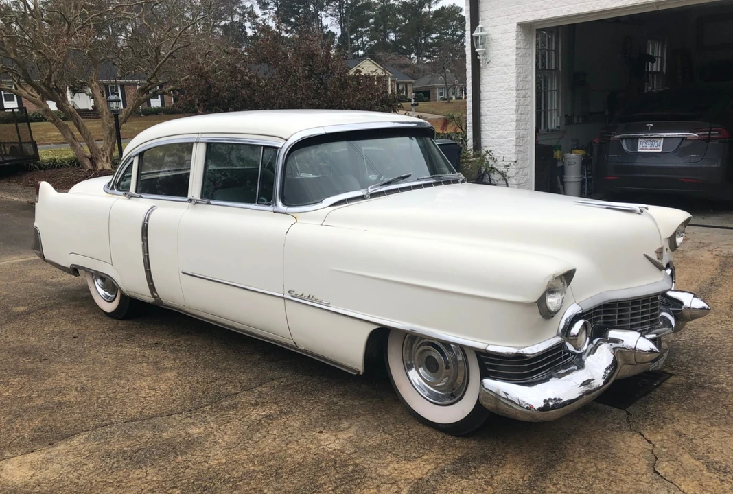 1954 Cadillac Series 62 3rd Gen - Image 4 of 31