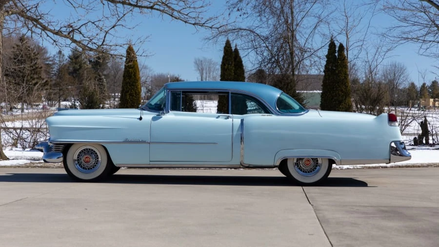 1954 Cadillac Series 62 3rd Gen - Image 2 of 28
