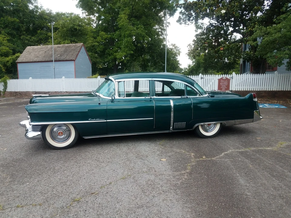 1954 Cadillac Sixty Special - Image 3 of 31