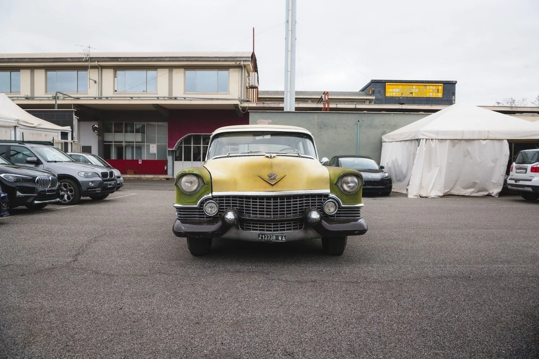 1954 Cadillac Sixty Special - Image 4 of 30