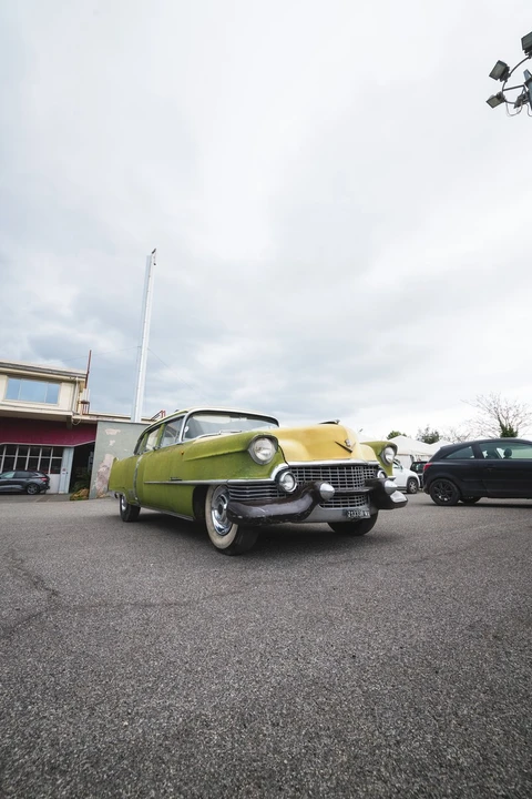 1954 Cadillac Sixty Special - Image 3 of 30