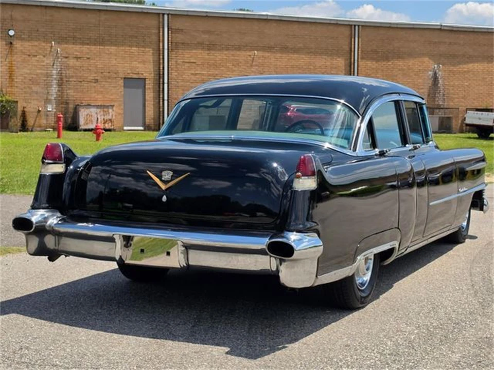 1954 Cadillac Series 62 3rd Gen - Image 8 of 31