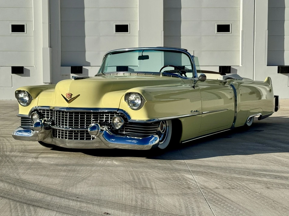 1954 Cadillac Series 62 3rd Gen - Image 2 of 31