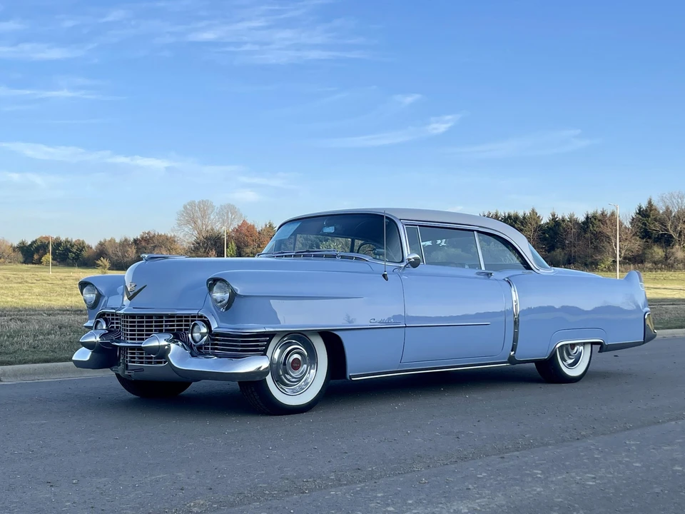 1954 Cadillac Series 62 3rd Gen - Image 3 of 31
