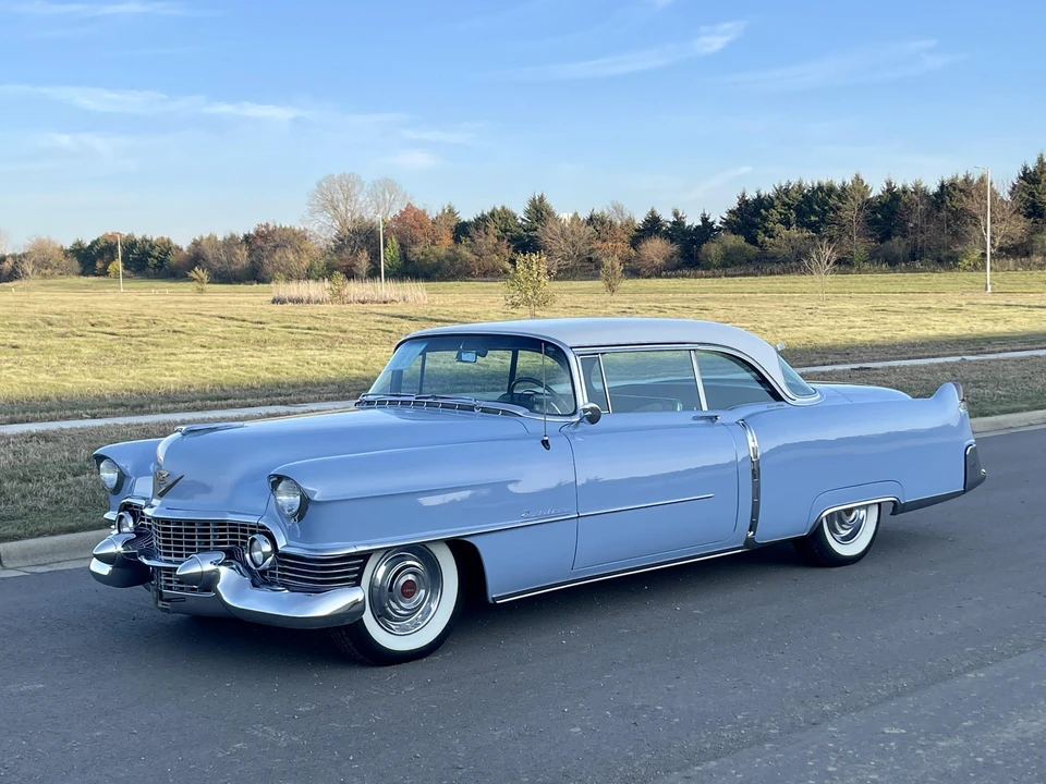 1954 Cadillac Series 62 3rd Gen - Image 2 of 31