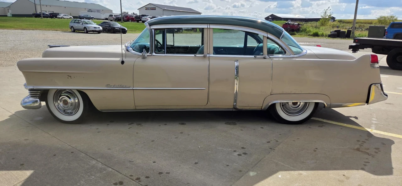 1954 Cadillac Series 62 3rd Gen - Image 8 of 31