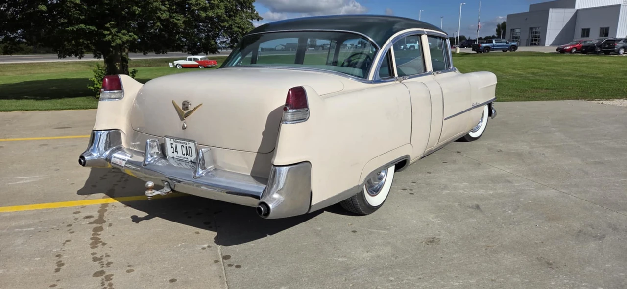 1954 Cadillac Series 62 3rd Gen - Image 5 of 31