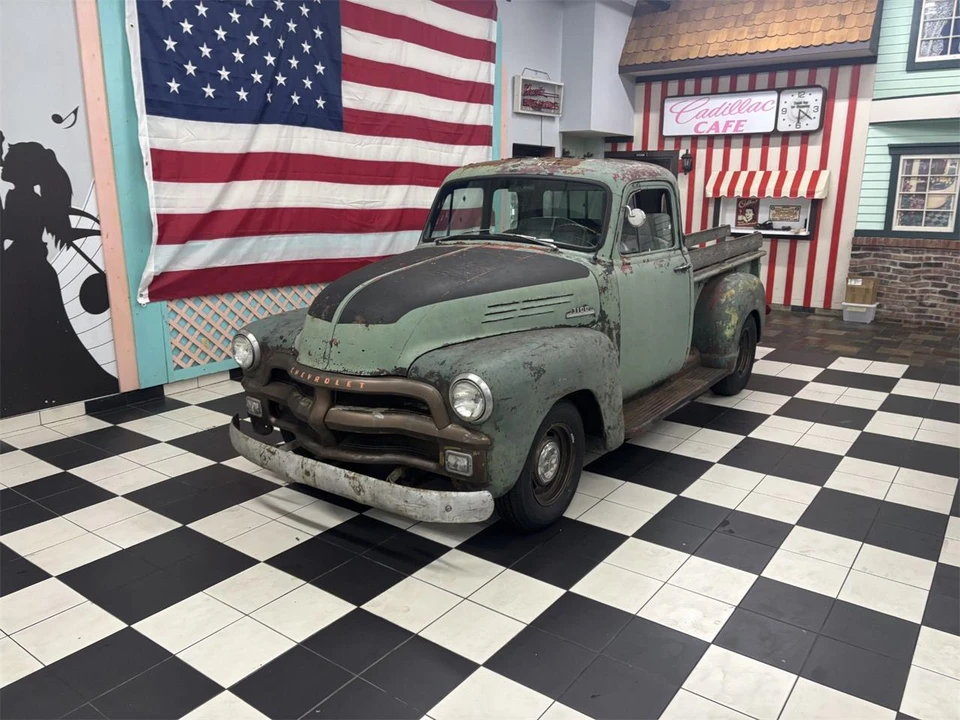 1954 Chevrolet Advance Design - Image 4 of 31