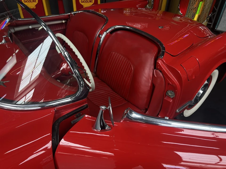 1954 Chevrolet Corvette C1 - Image 13 of 30