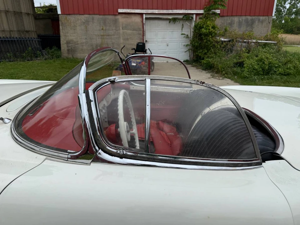1954 Chevrolet Corvette C1 - Image 23 of 24