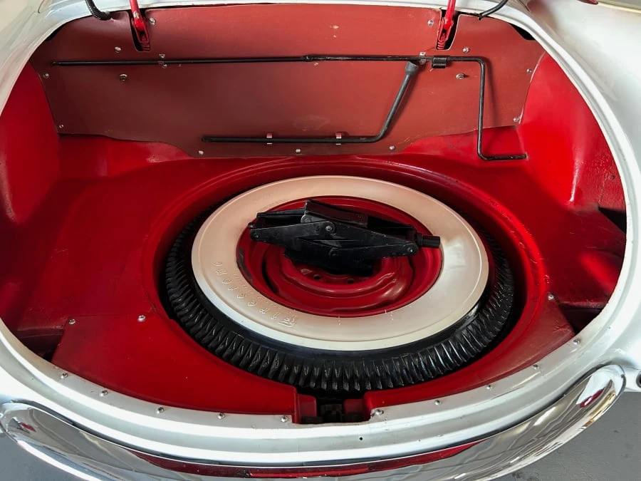 1954 Chevrolet Corvette C1 - Image 31 of 31