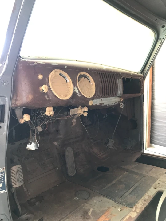 1954 Chevrolet Suburban 3rd Gen - Image 6 of 31