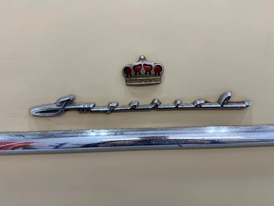 1954 Chrysler Imperial 1st Gen - Image 28 of 31