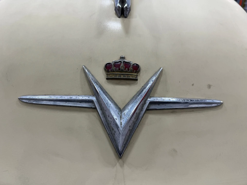 1954 Chrysler Imperial 1st Gen - Image 15 of 31