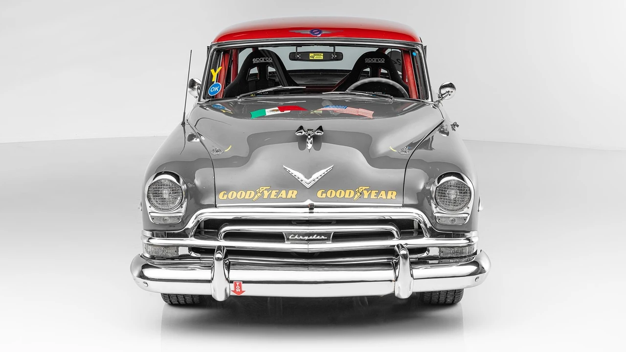 1954 Chrysler New Yorker - Image 10 of 31