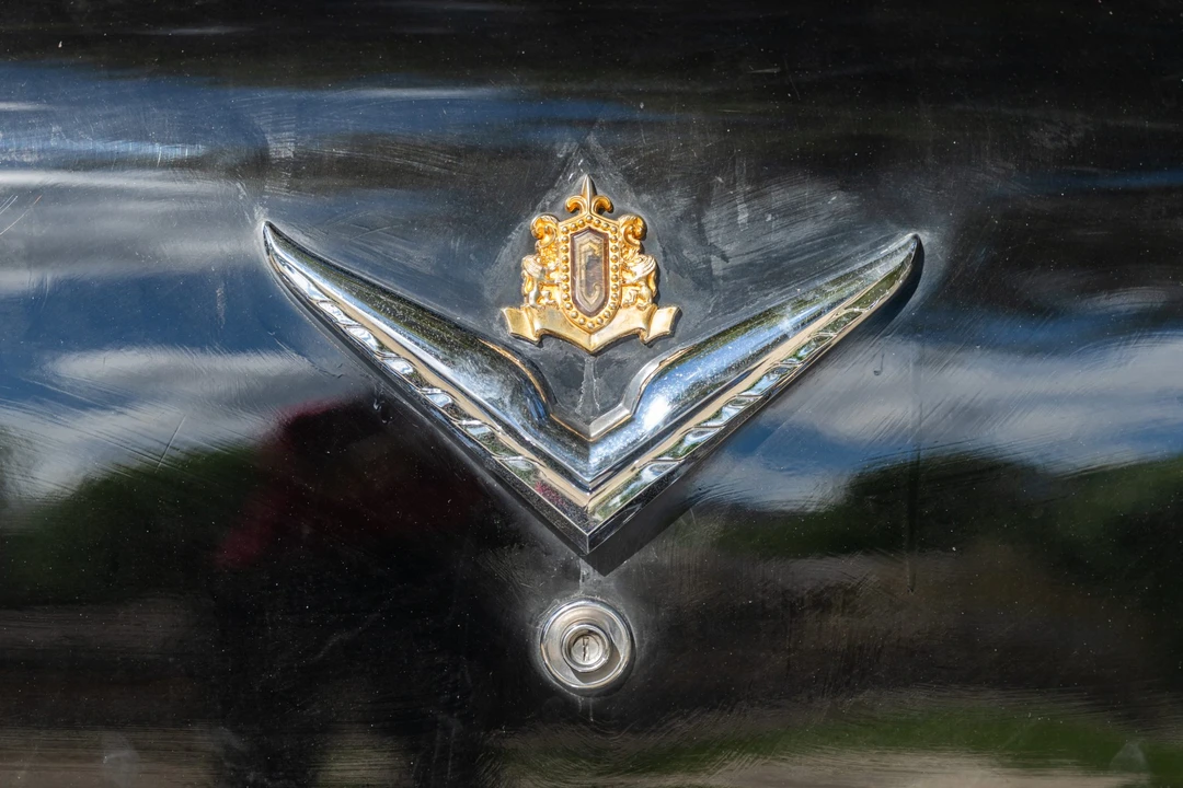 1954 Chrysler New Yorker - Image 30 of 31