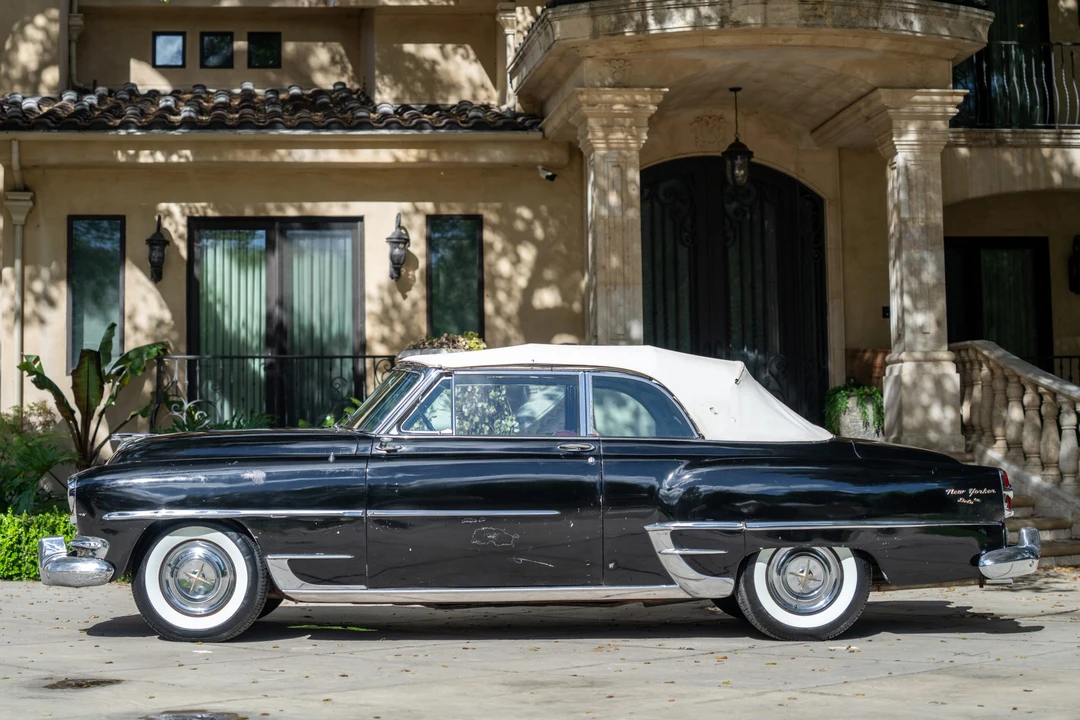1954 Chrysler New Yorker - Image 8 of 31