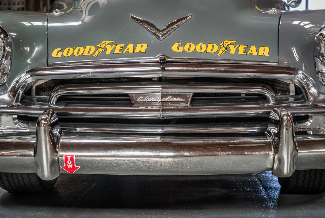 1954 Chrysler New Yorker - Image 28 of 31