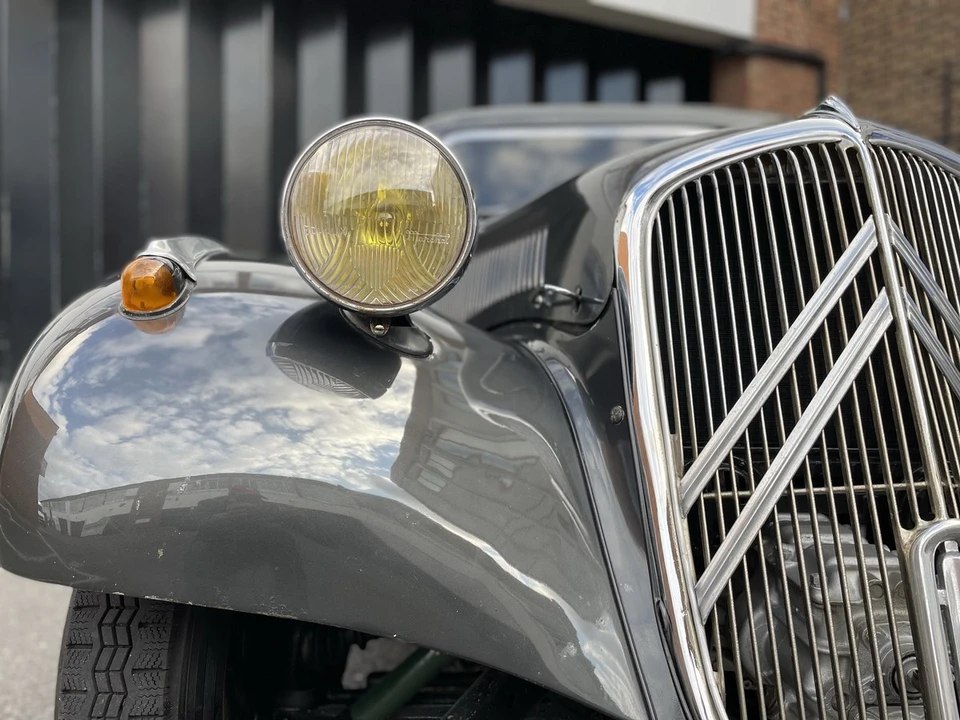 1954 Citroen Traction Avant - Image 24 of 30