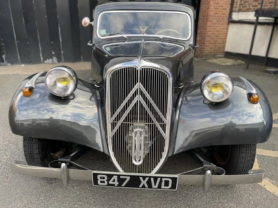 1954 Citroen Traction Avant - Image 28 of 30