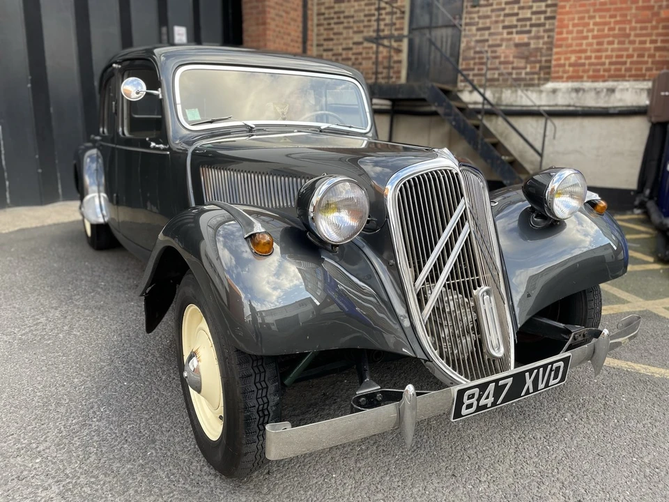 1954 Citroen Traction Avant - Image 8 of 30