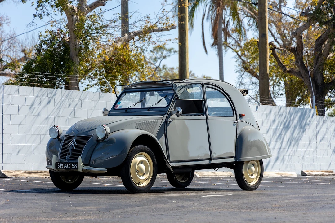 1954 Citroen 2CV - Image 2 of 31