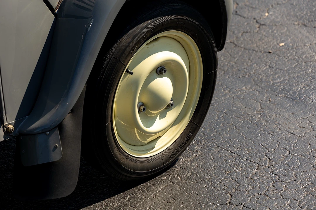 1954 Citroen 2CV - Image 30 of 31