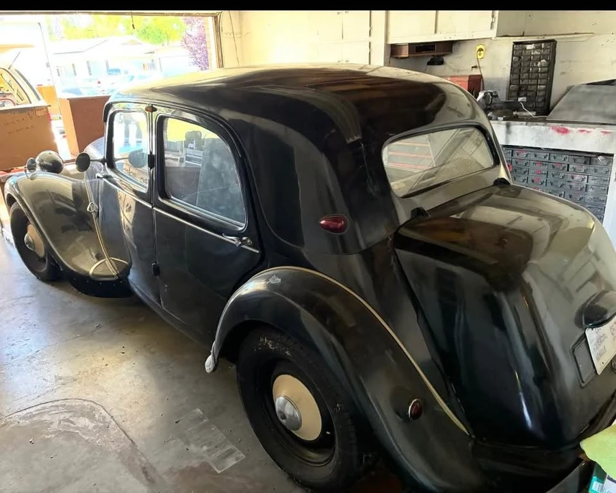 1954 Citroen Traction Avant - Image 4 of 4